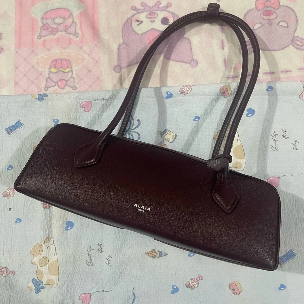 Alaia Burgundy Leather Shoulder Bag